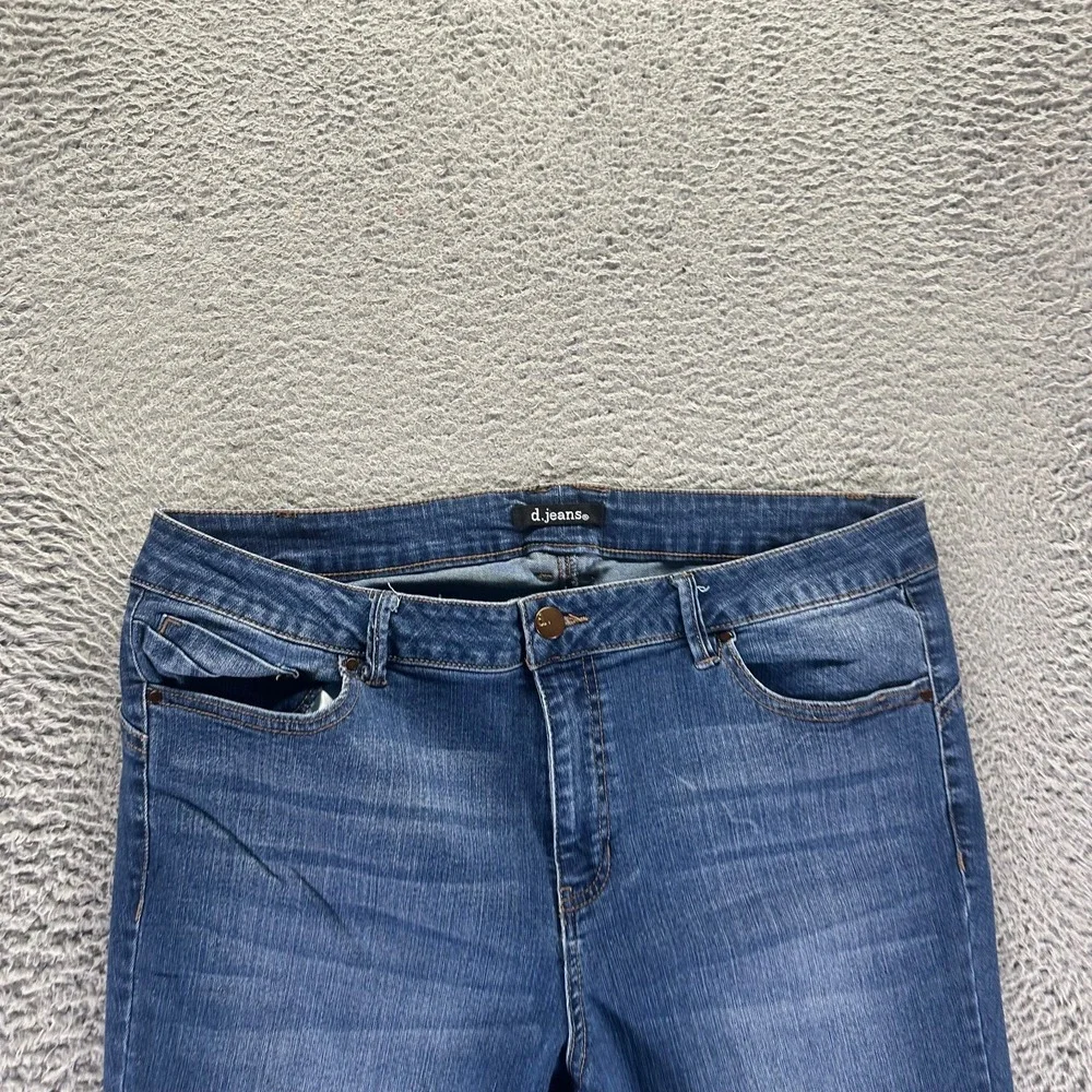 D. Jeans Womens 38x23 Blue Cotton Denim Capri Faded Streetwear Travel Stretch